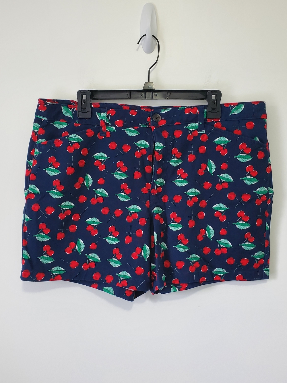 St Johns Bay Short Shorts Cherry Print Size 16 Women Zipper Retro Pinup Vibe